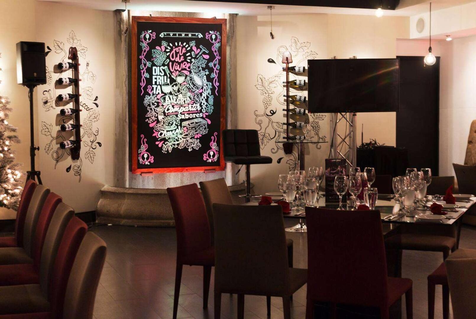 Wyndham San Jose Herradura Экстерьер фото Restaurant interior