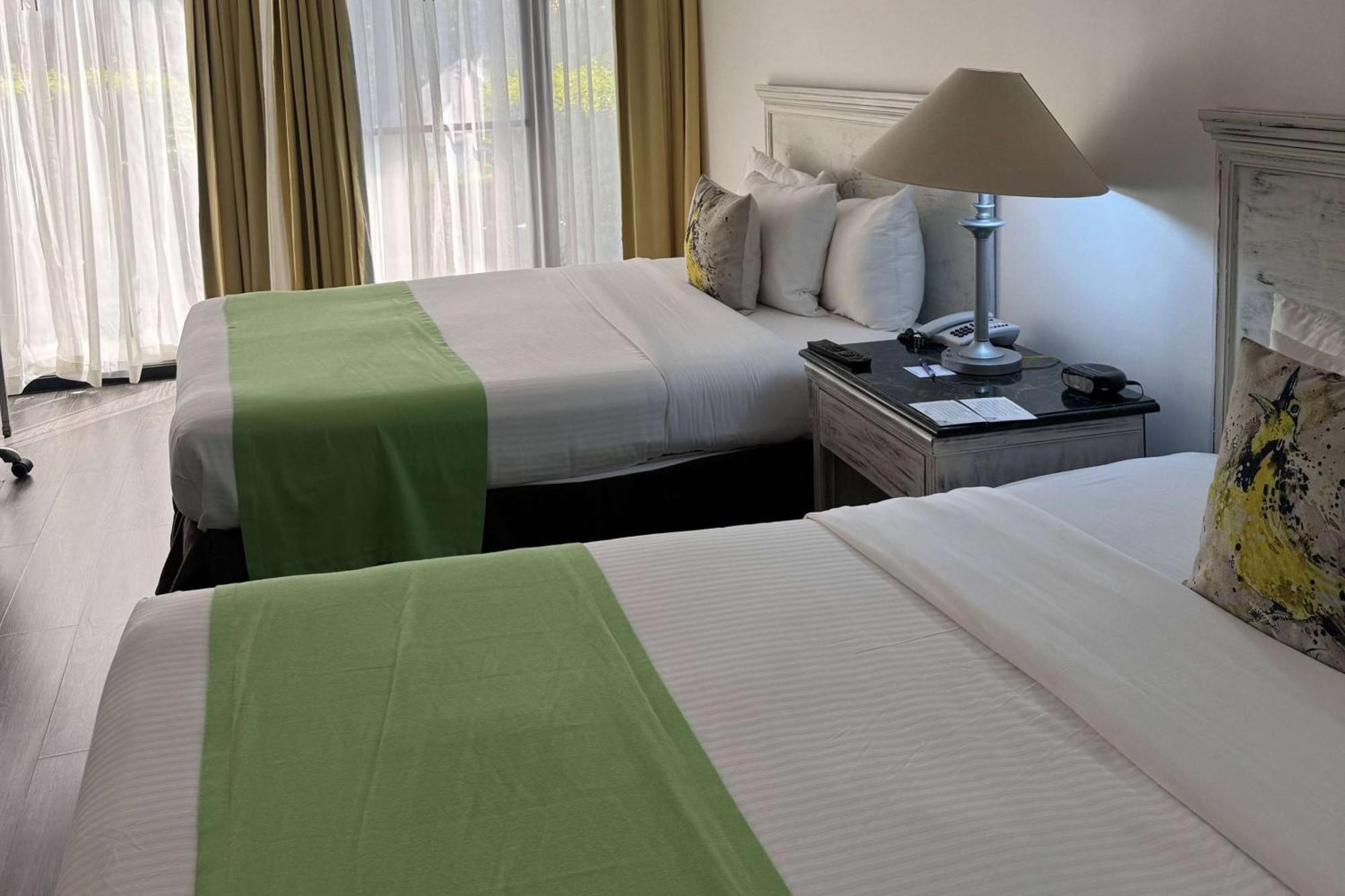 Wyndham San Jose Herradura Экстерьер фото A room at the hotel
